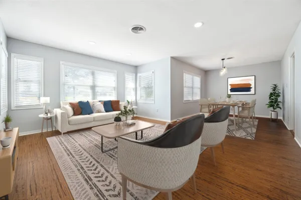 $3,498 | 1444 West 43rd Street, Houston, TX 77018