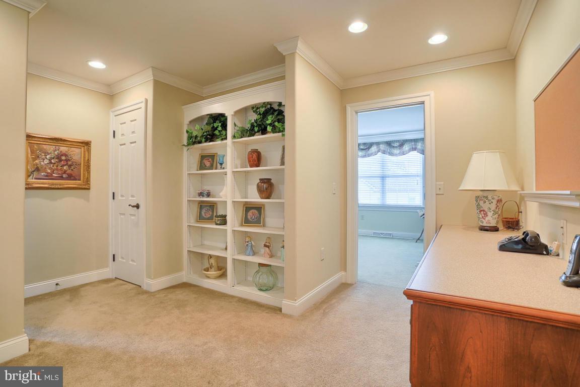 2255 Porter Way Lancaster, PA 17601 - Photo 30 of 37