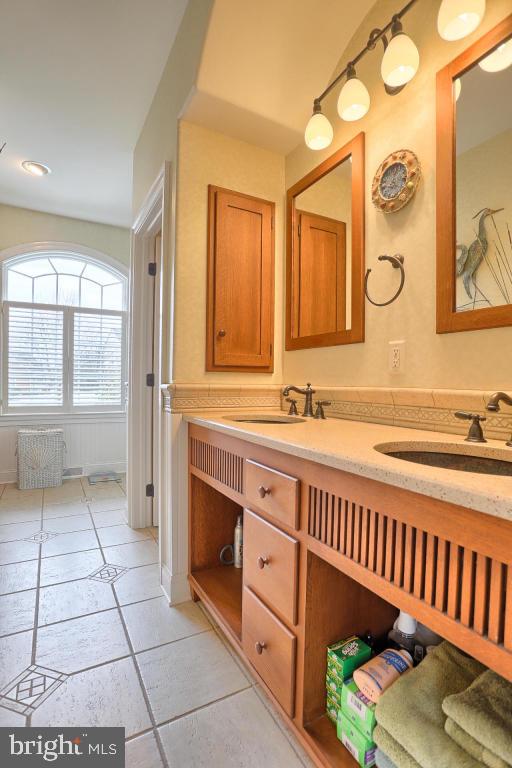2255 Porter Way Lancaster, PA 17601 - Photo 9 of 37