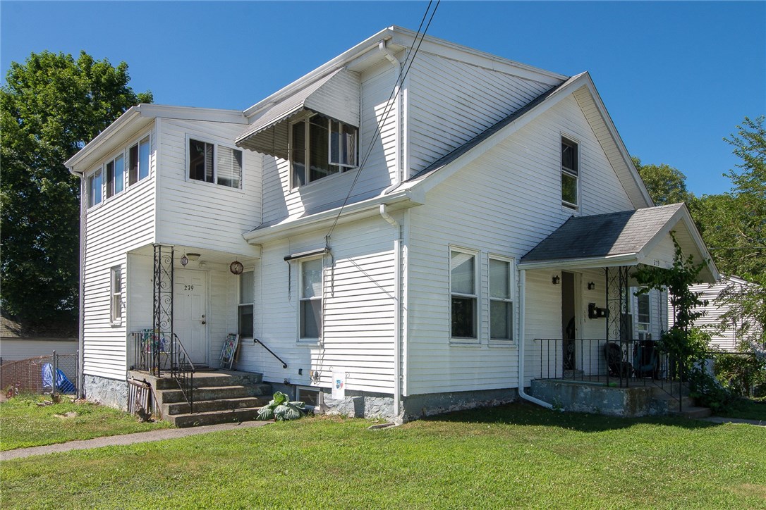 279 Morin Street Woonsocket, RI 02895 - Photo 2 of 15 Gallery Image 2