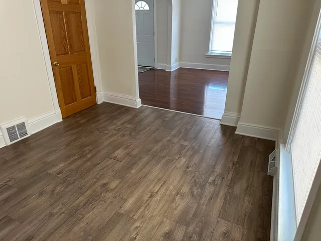 $173,000 | 1717 Edgewood Avenue, Racine, WI 53404