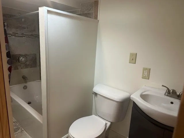 $173,000 | 1717 Edgewood Avenue, Racine, WI 53404