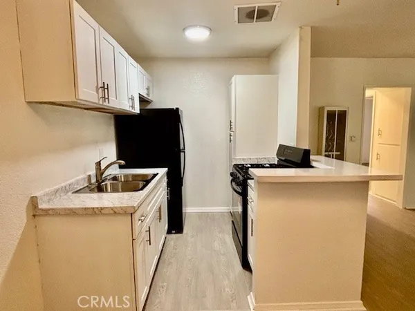 $1,995 | 1810 West Sallie Lane, Unit 7, Anaheim, CA 92804
