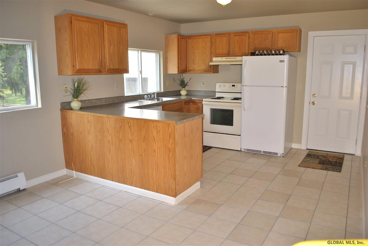 19 Marjorie Road Colonie, NY 12205 - Photo 10 of 24 Photo 10