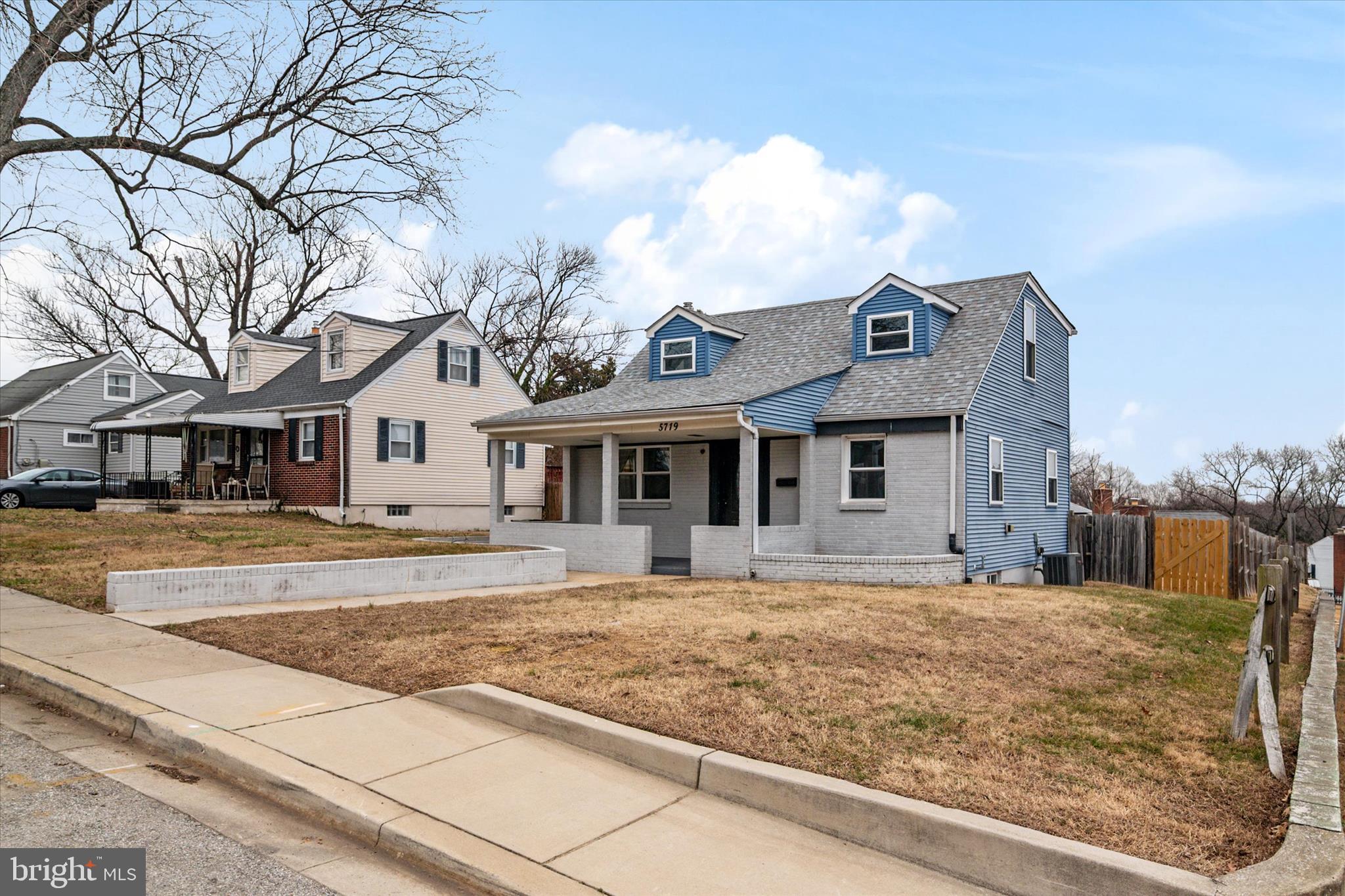 5719 Redmond Street Baltimore, MD 21225 - Photo 2 of 26