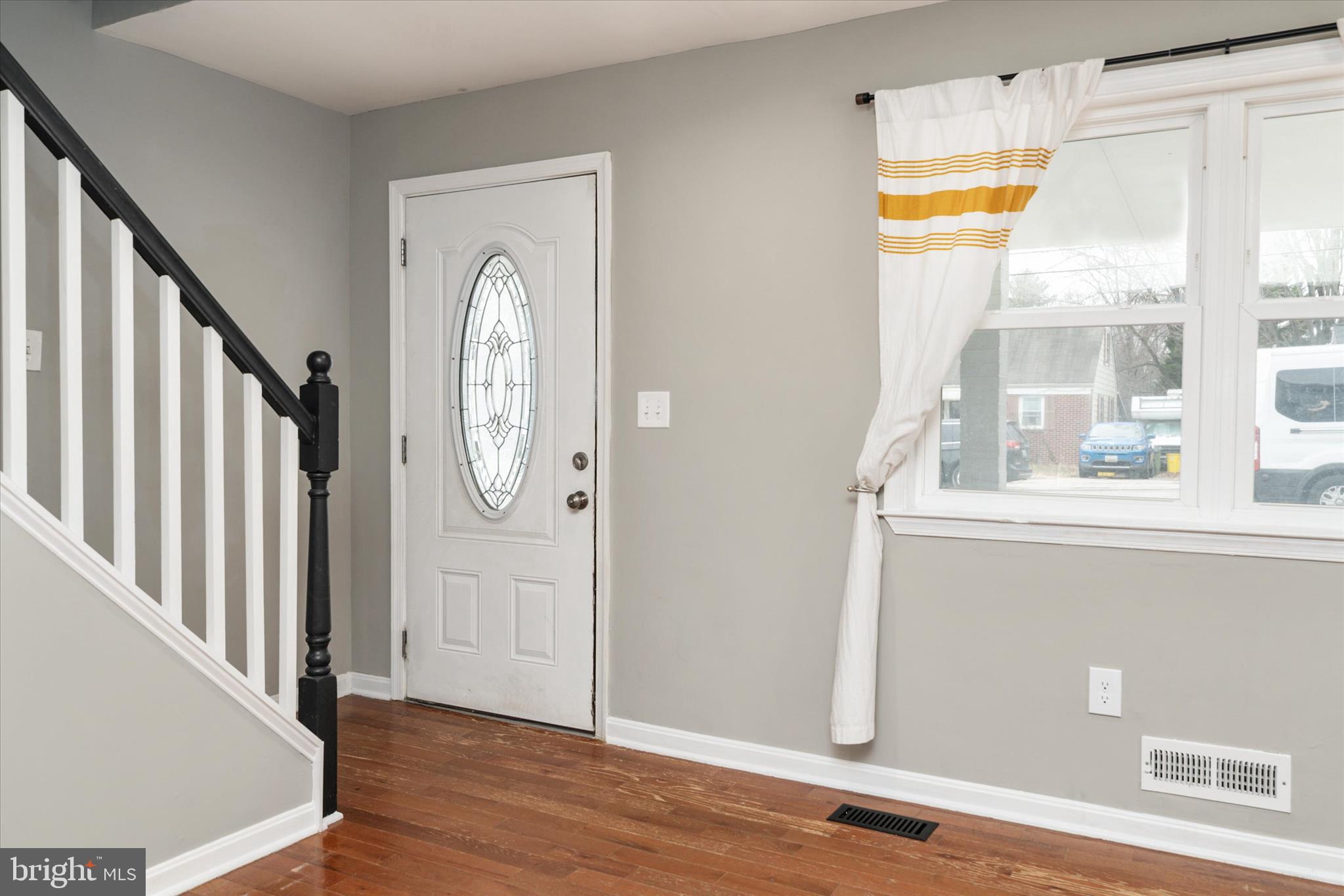 5719 Redmond Street Baltimore, MD 21225 - Photo 3 of 26