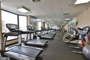 2018-32 Walnut Street, Unit 11K Philadelphia, PA 19103 - Photo 28 of 36 Fitness Center