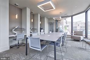 2018-32 Walnut Street, Unit 11K Philadelphia, PA 19103 - Photo 30 of 36 Work Space