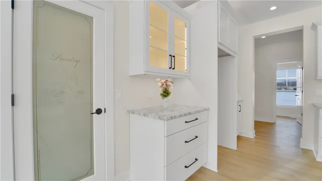 $649,900 | 8 John Maries Way, Ogden, NY 14624