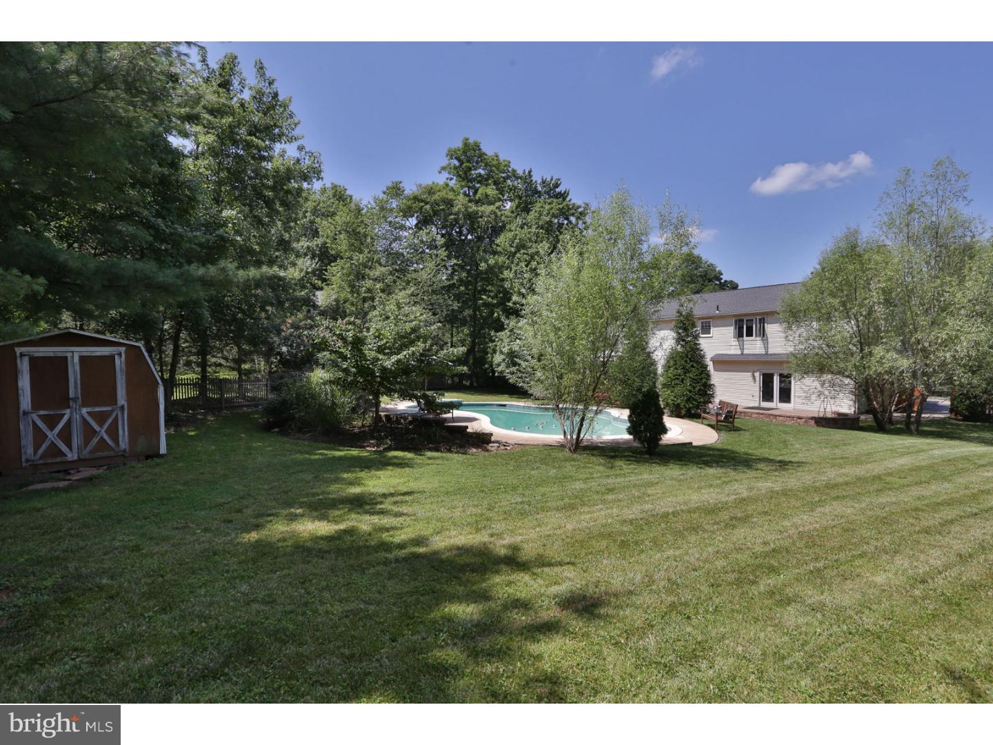 2935 Defford Road Norristown, PA 19403 - Photo 25 of 25 Back Yard
