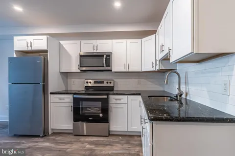 $579,999 | 947 South 9th Street, Philadelphia, PA 19147