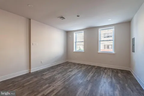 $579,999 | 947 South 9th Street, Philadelphia, PA 19147