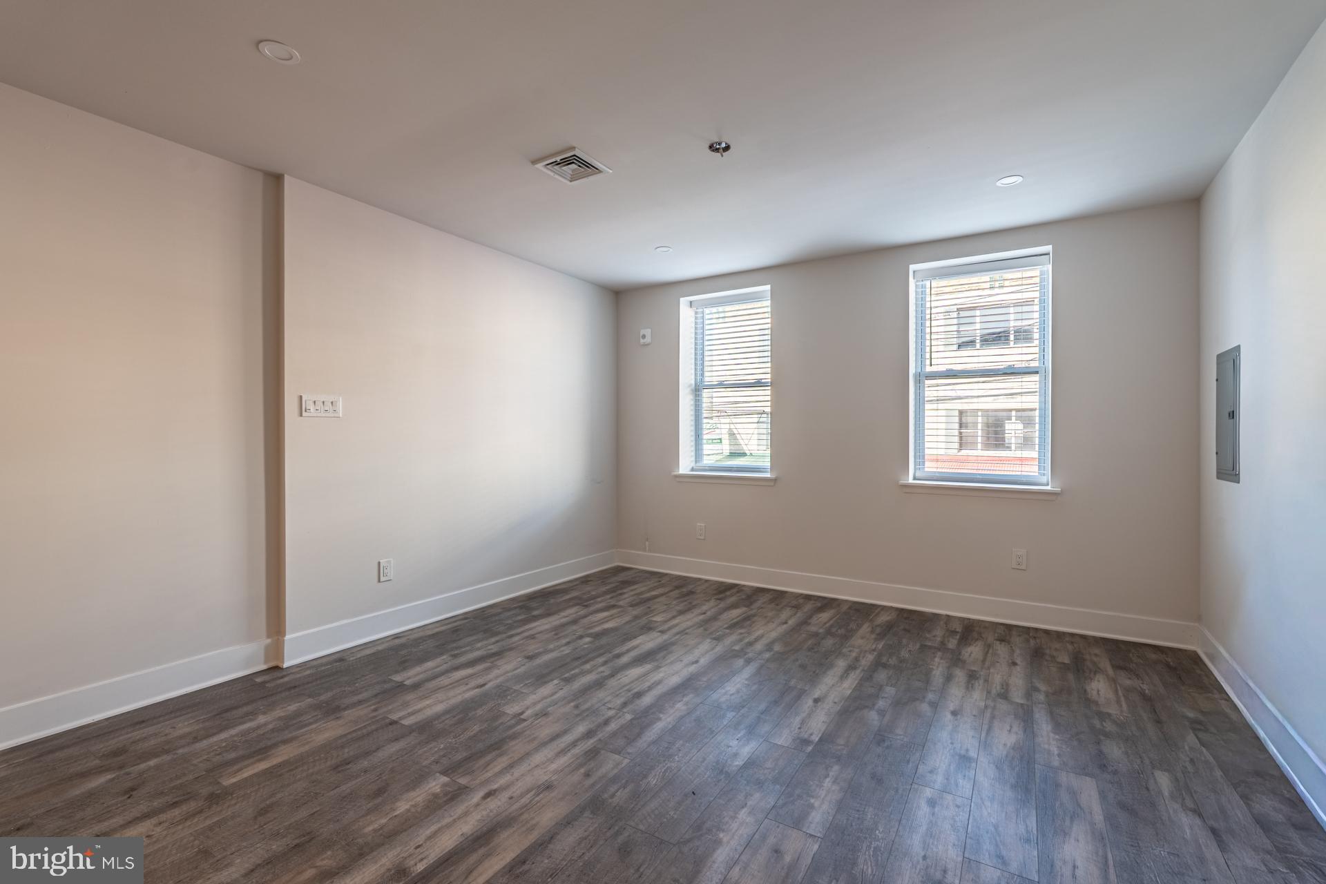 947 South 9th Street Philadelphia, PA 19147 - Photo 31 of 44