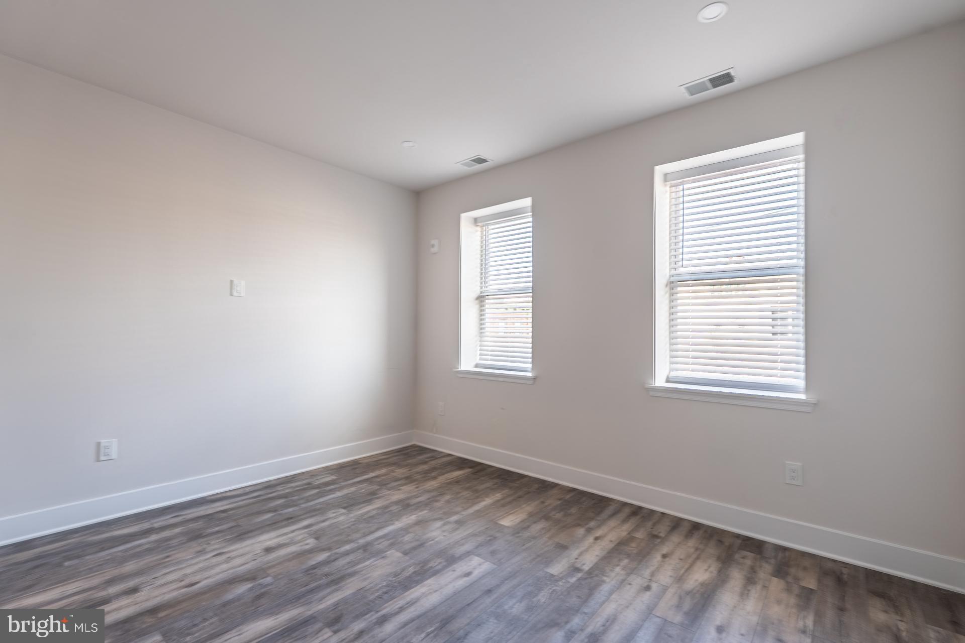 947 South 9th Street Philadelphia, PA 19147 - Photo 35 of 44