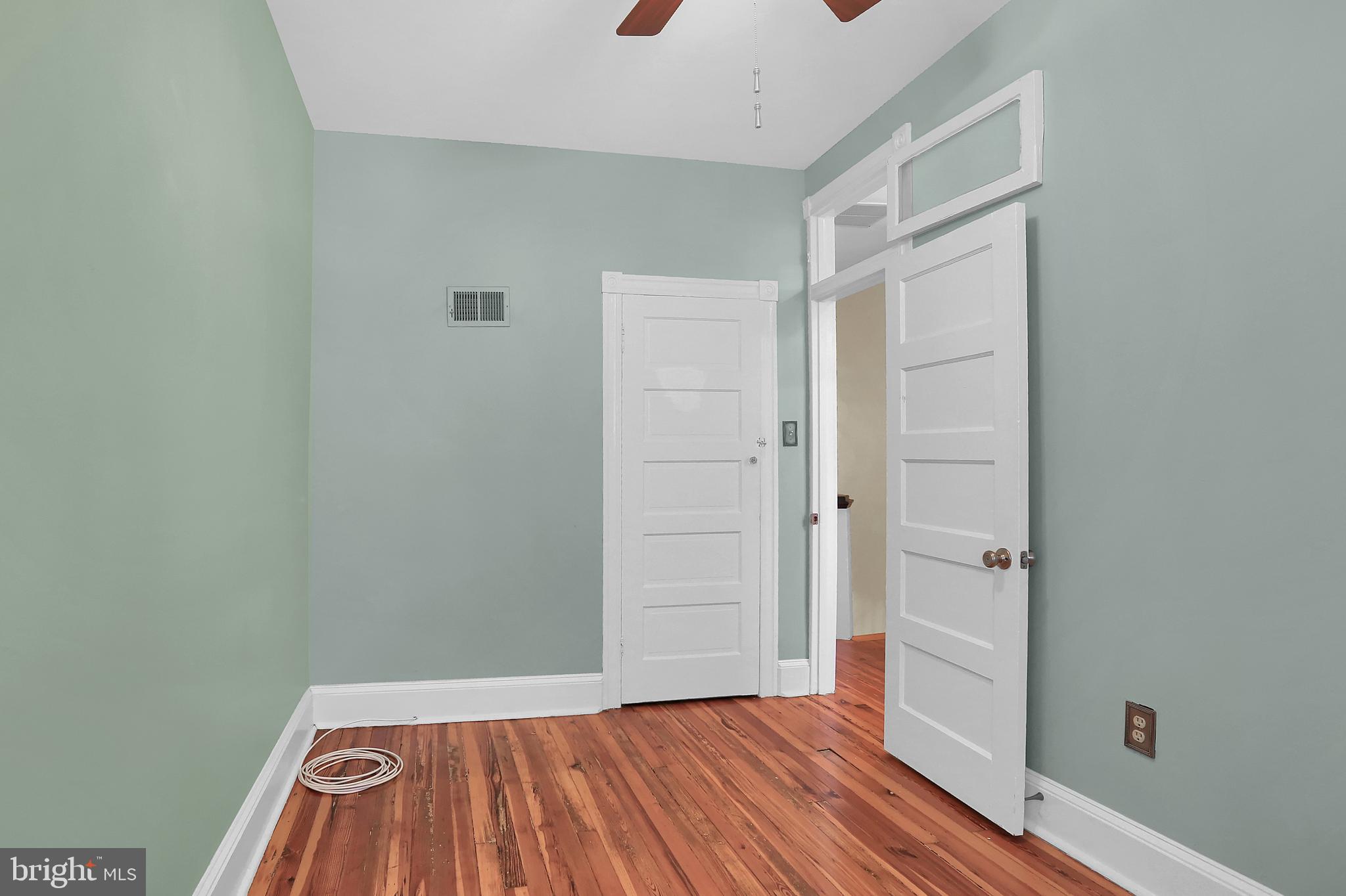 4319 Falls Road Baltimore, MD 21211 - Photo 22 of 32 Bedroom 3.