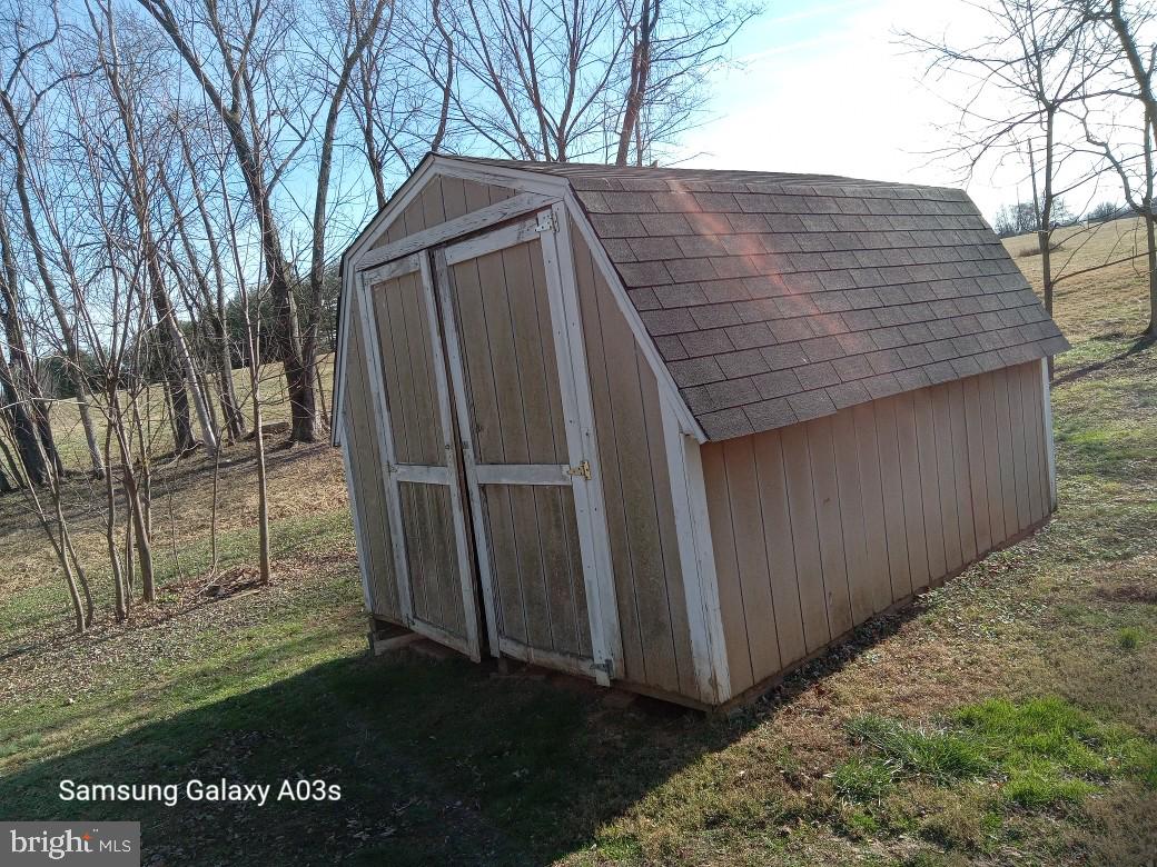 37291 Grass Roots Lane Purcellville, VA 20132 - Photo 23 of 38