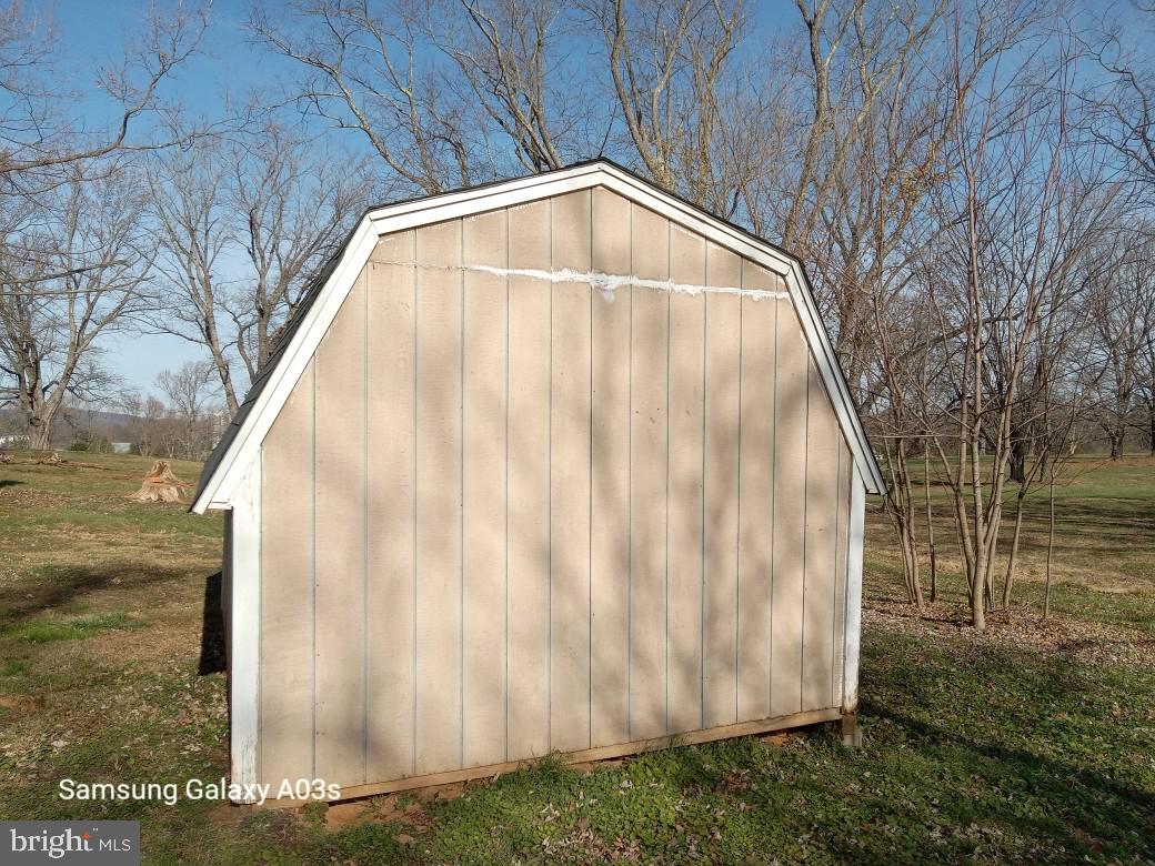 37291 Grass Roots Lane Purcellville, VA 20132 - Photo 24 of 38