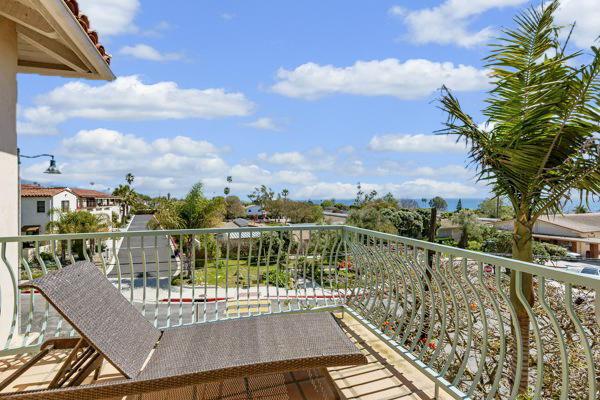 222 Meigs Road, Unit 15 Santa Barbara, CA 93109 - Photo 17 of 31 Master Deck