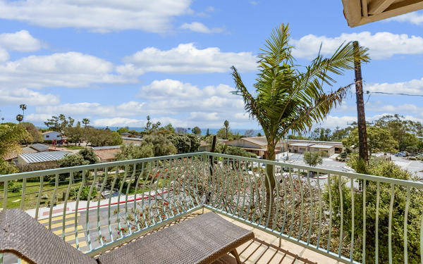 222 Meigs Road, Unit 15 Santa Barbara, CA 93109 - Photo 18 of 31 Master Deck