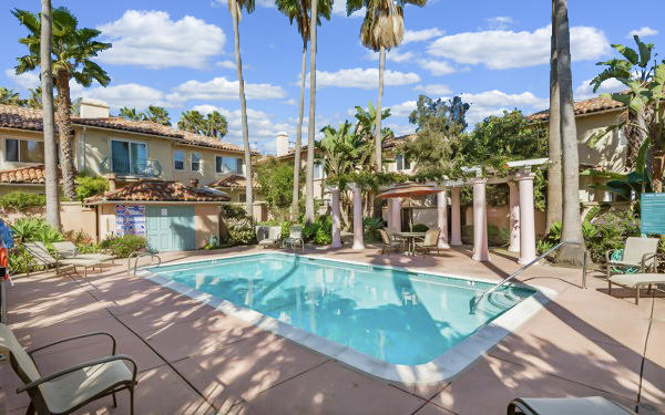 222 Meigs Road, Unit 15 Santa Barbara, CA 93109 - Photo 28 of 31 Community Pool