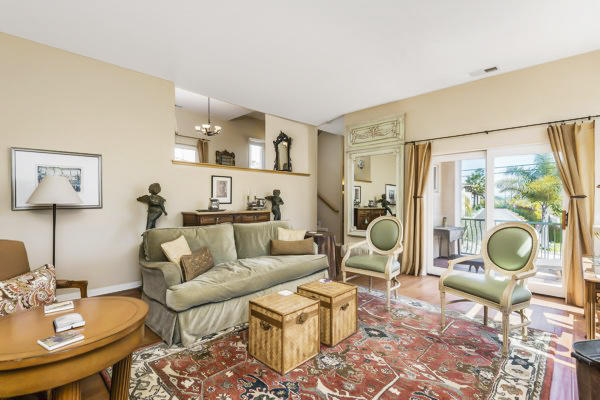 222 Meigs Road, Unit 15 Santa Barbara, CA 93109 - Photo 5 of 31 Living Room