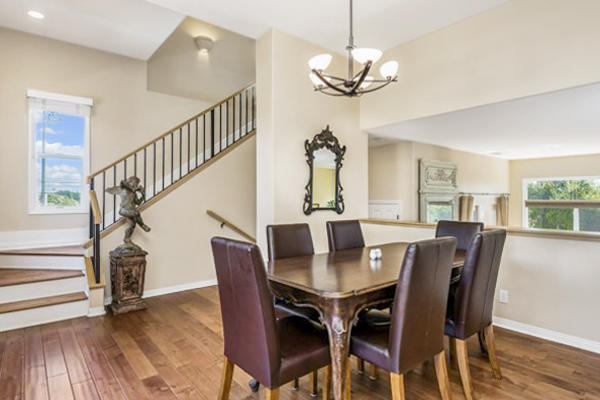 222 Meigs Road, Unit 15 Santa Barbara, CA 93109 - Photo 8 of 31 Dining Room
