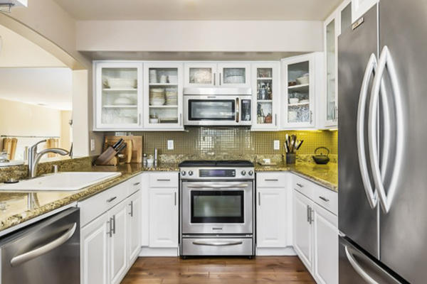 222 Meigs Road, Unit 15 Santa Barbara, CA 93109 - Photo 9 of 31 Kitchen