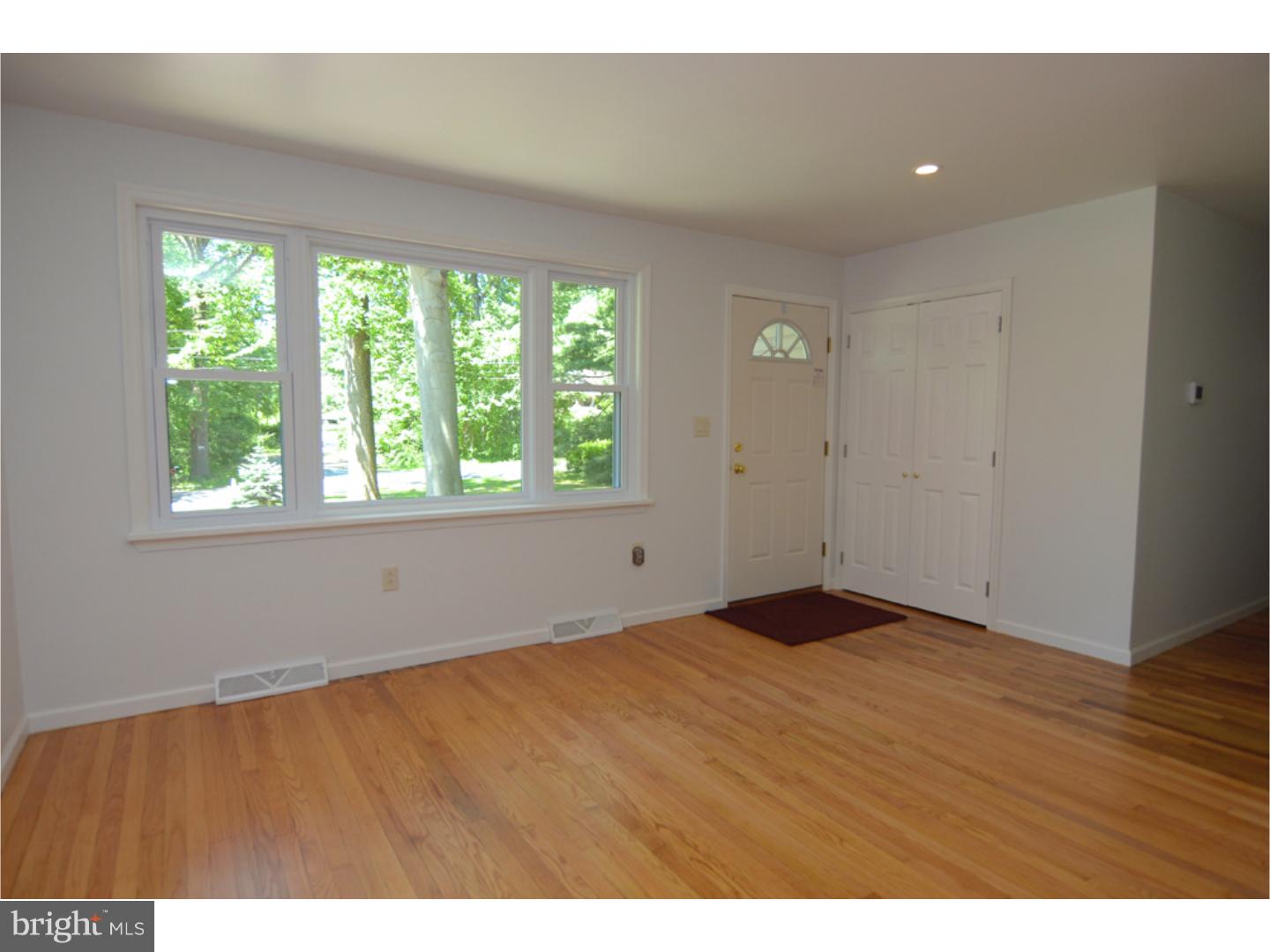 102 Wanner Road Reading, PA 19606 - Photo 3 of 25