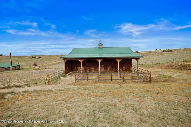 a picture of a couch in a kitchen