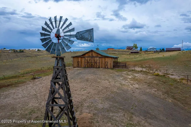 $540,000 | 545 Knoll Avenue, Craig, CO 81625