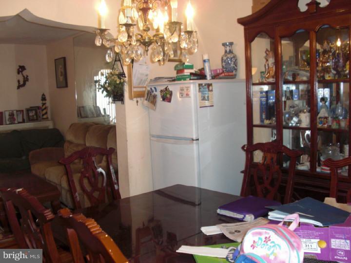 6520 Reedland Street Philadelphia, PA 19142 - Photo 4 of 8 Gallery Image 4