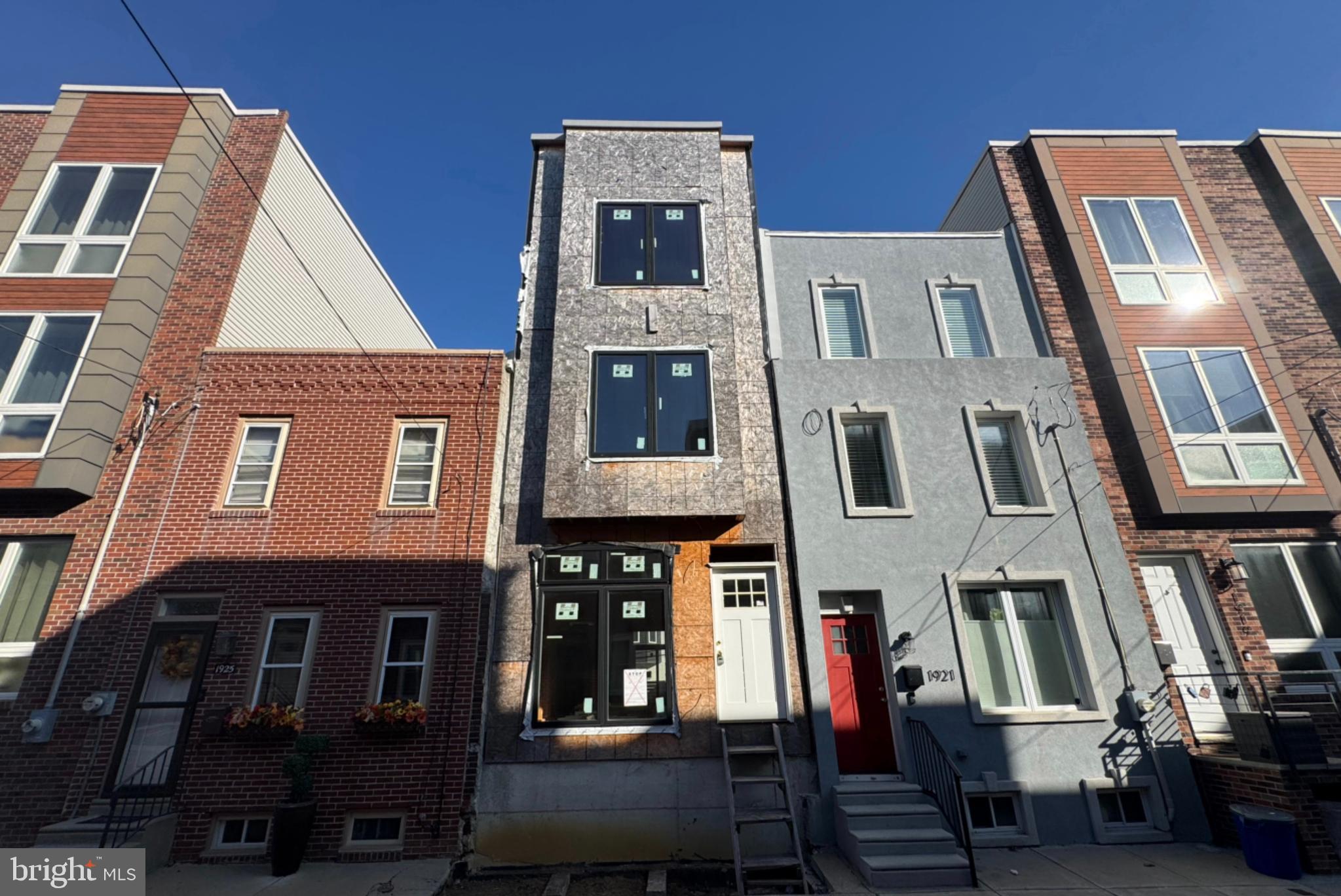 1923 Gerritt Street Philadelphia, PA 19146 - Photo 2 of 14