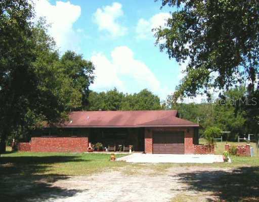 22563 Loop West Road Groveland, FL 34736 - Photo 1 of 1 Exterior Front