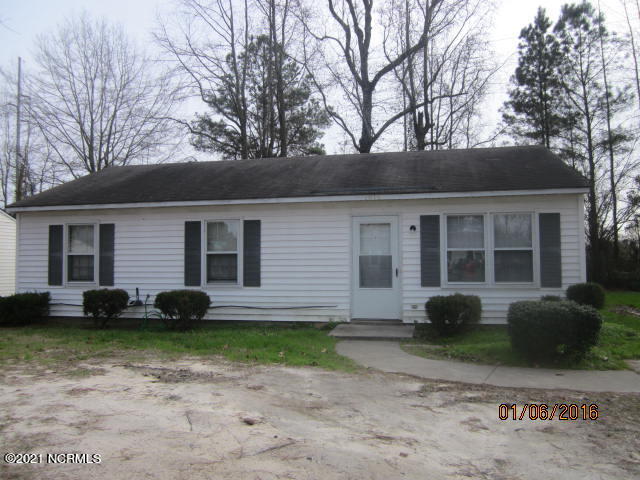 1818 East Trail Drive Southeast Wilson, NC 27893 - Photo 1 of 1 Front