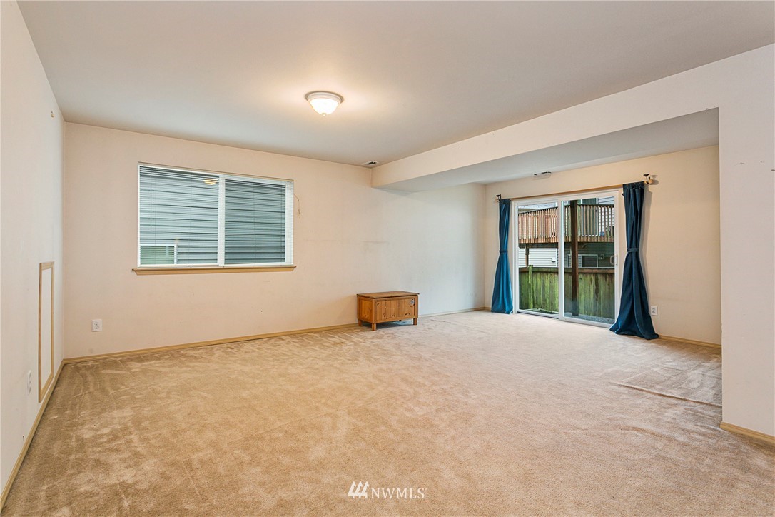 19010 4th Avenue Southeast Bothell, WA 98012 - Photo 16 of 20 a view of an empty room with a window