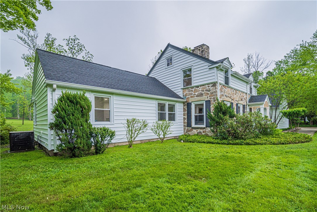 1081 Chagrin River Road Gates Mills, OH 44040 - Photo 2 of 33