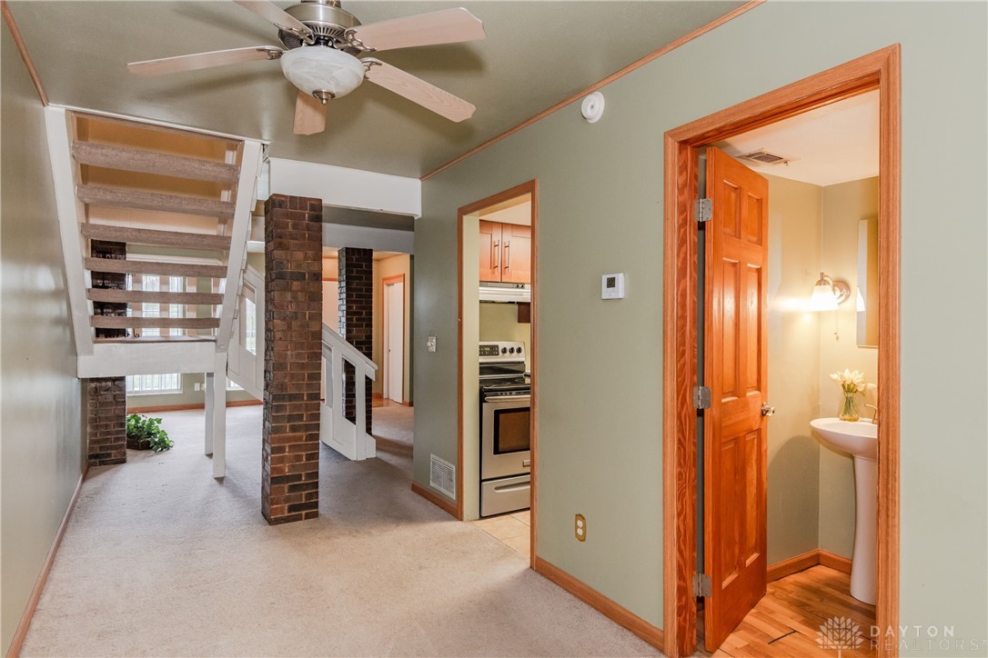 3142 Garvin Road Dayton, OH 45405 - Photo 8 of 24 Gallery Image 8