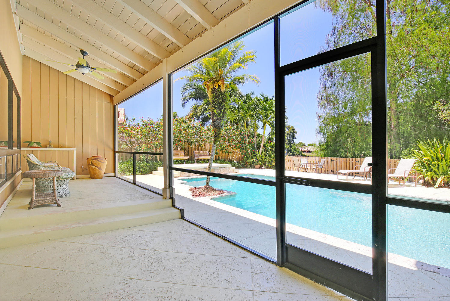 2631 Northwest 42nd Street Boca Raton, FL 33434 - Photo 29 of 40 2631 NW 42nd St Boca Raton FL-large-029-