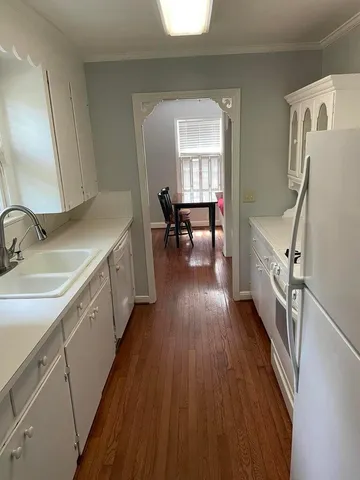 $1,600 | 107 Circle Drive, Summerville, SC 29485