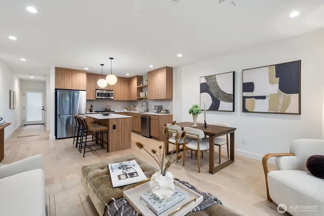 $1,095,000 | 614 5th Avenue South, Unit C107, Edmonds, WA 98020