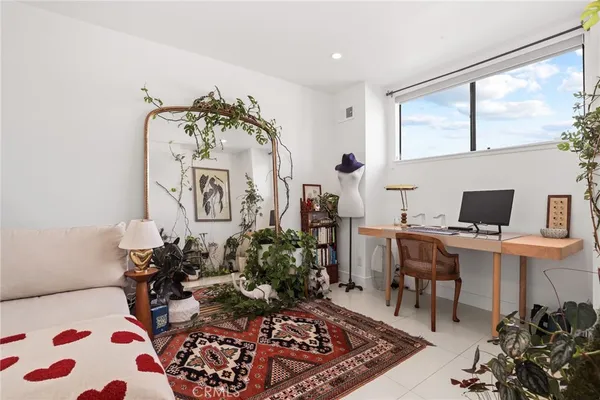 $699,000 | 10926 Bluffside Drive, Unit 30, Studio City, CA 91604