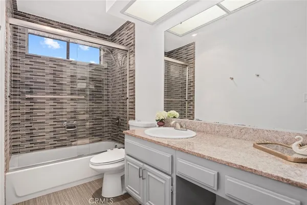 $699,000 | 10926 Bluffside Drive, Unit 30, Studio City, CA 91604