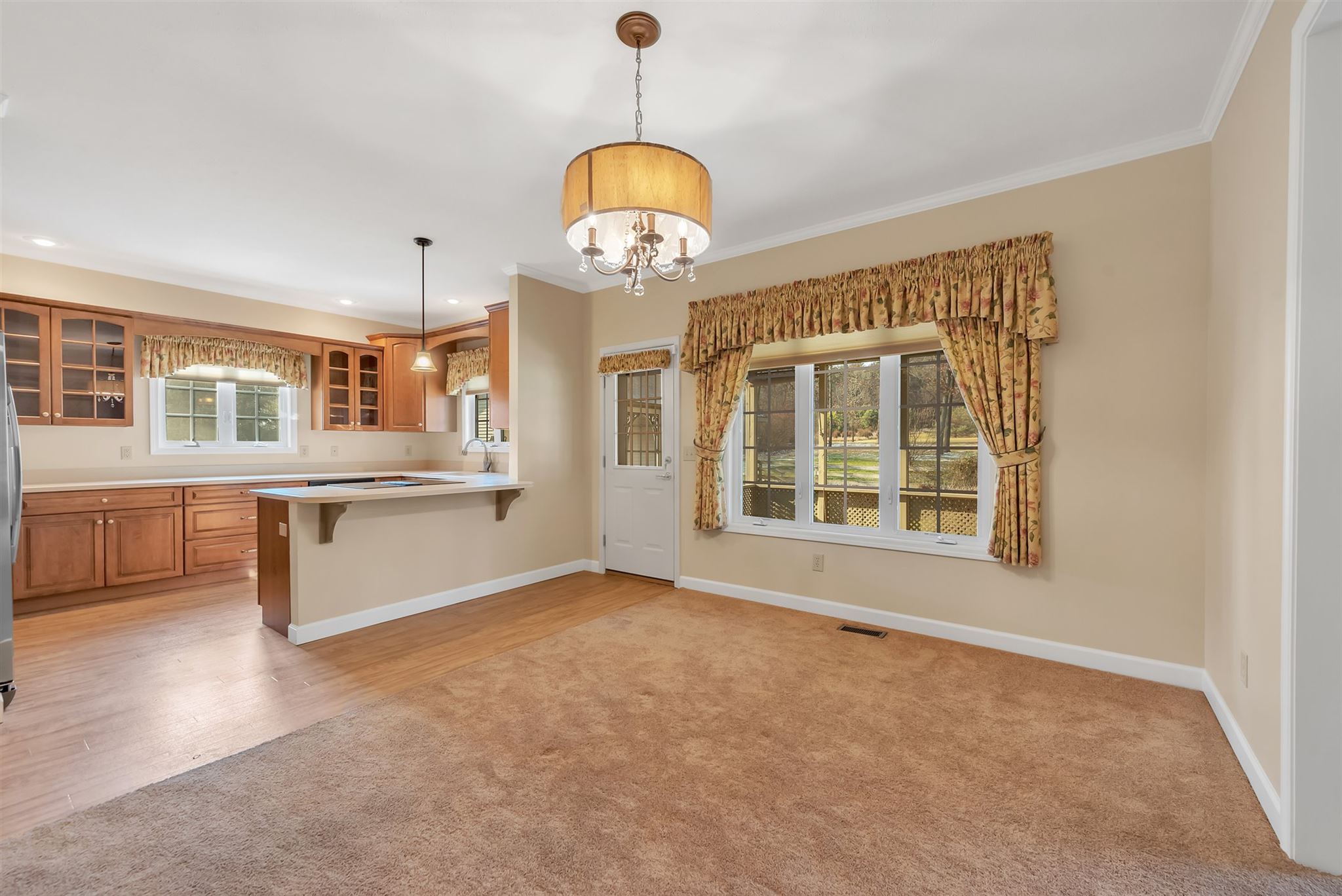 51147 Lilac Road South Bend, IN 46628 - Photo 12 of 36 Gallery Image 12