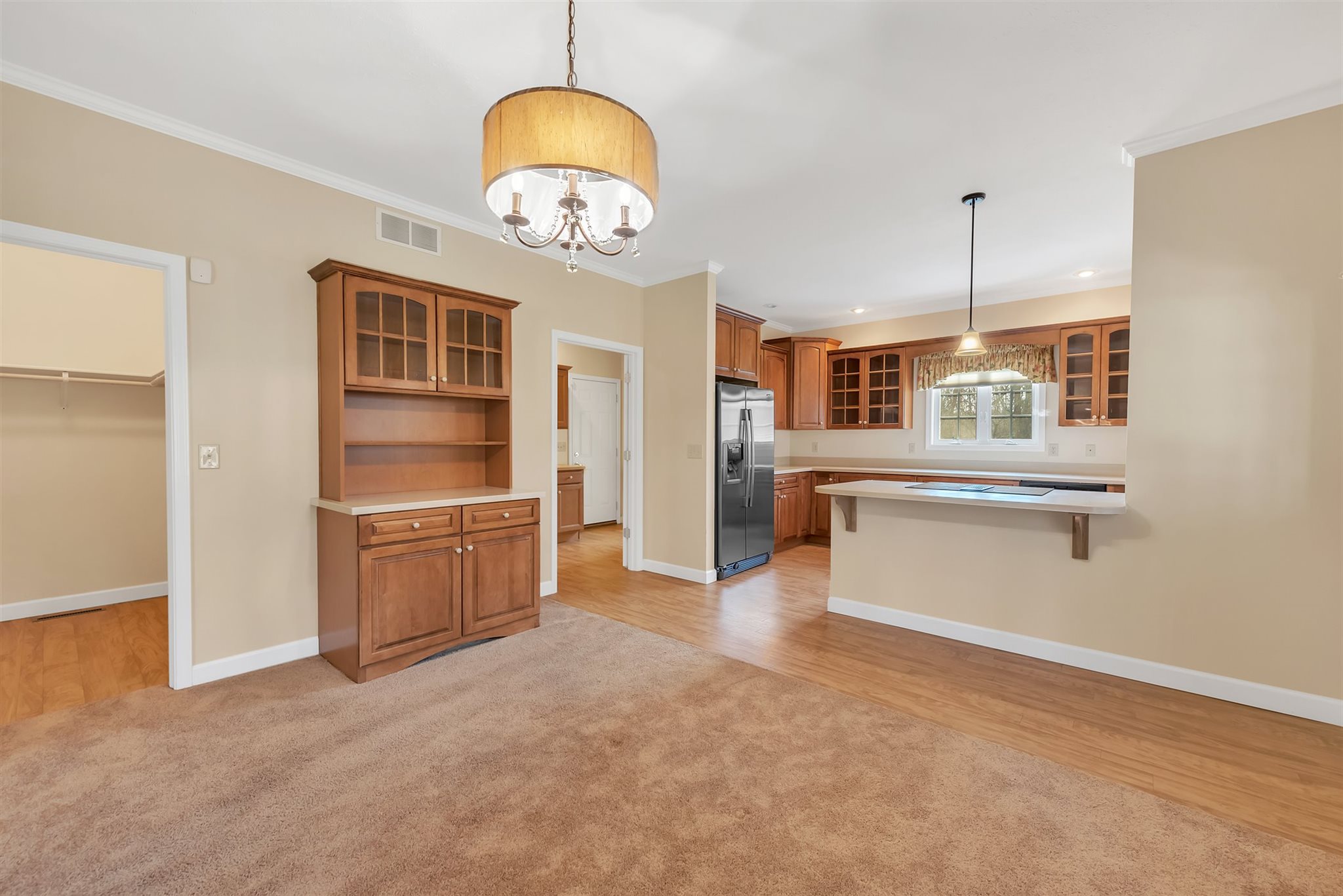 51147 Lilac Road South Bend, IN 46628 - Photo 13 of 36 Gallery Image 13