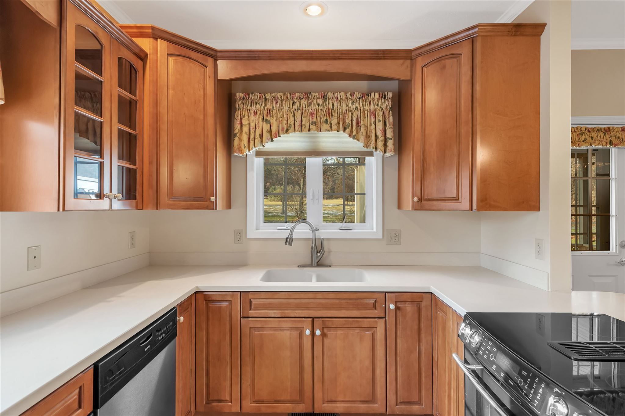 51147 Lilac Road South Bend, IN 46628 - Photo 15 of 36 Gallery Image 15
