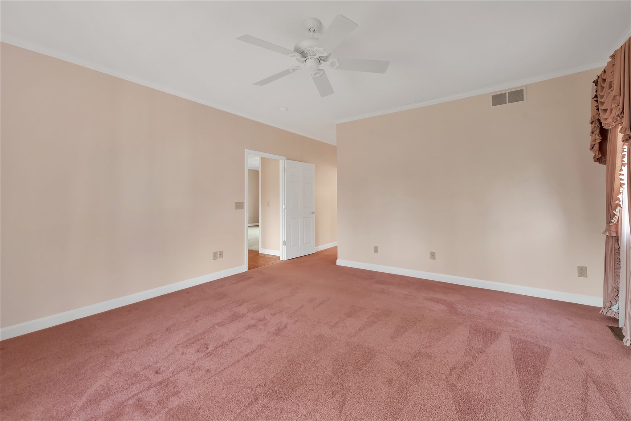 51147 Lilac Road South Bend, IN 46628 - Photo 19 of 36 Gallery Image 19