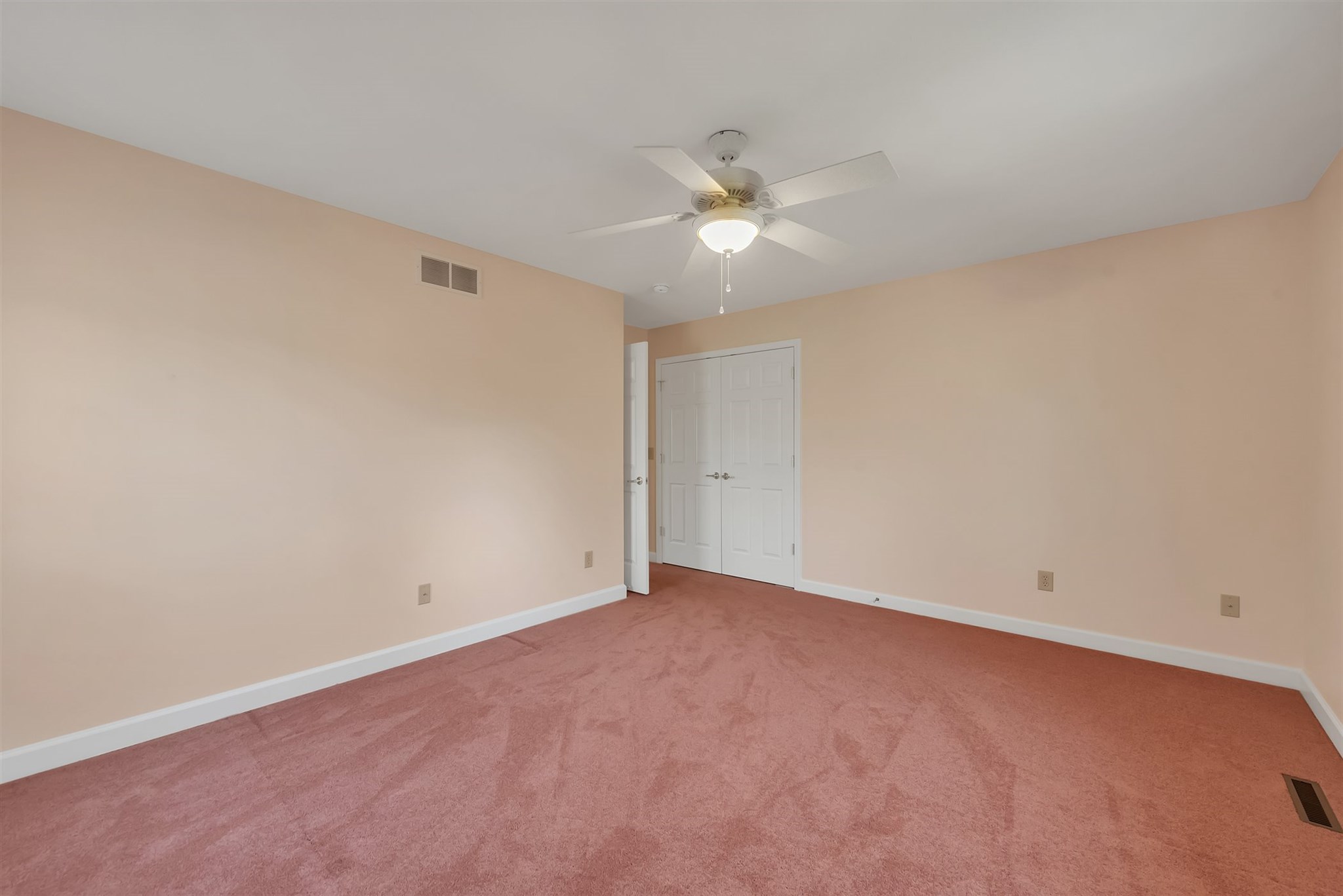 51147 Lilac Road South Bend, IN 46628 - Photo 25 of 36 Gallery Image 25