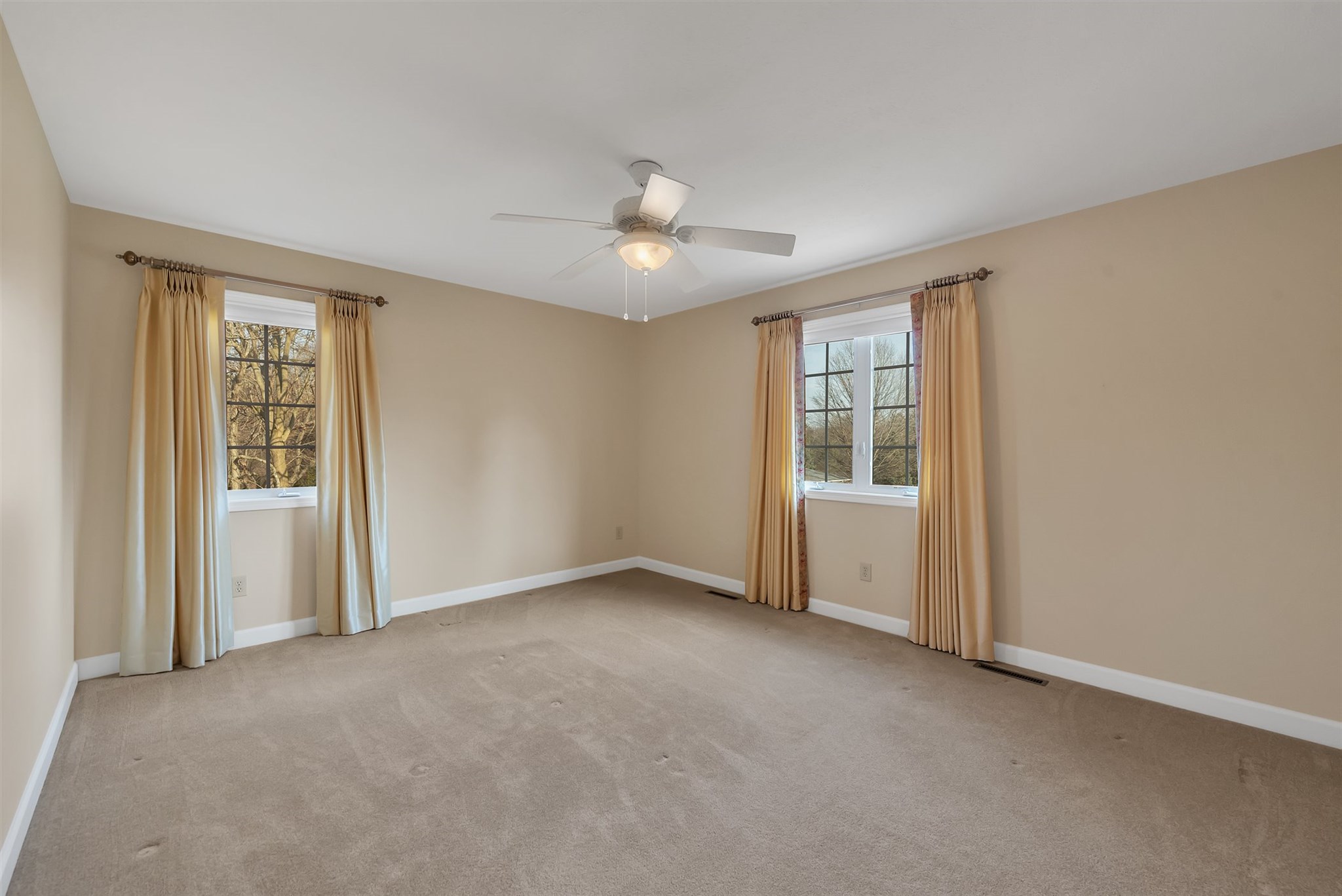 51147 Lilac Road South Bend, IN 46628 - Photo 26 of 36 Gallery Image 26