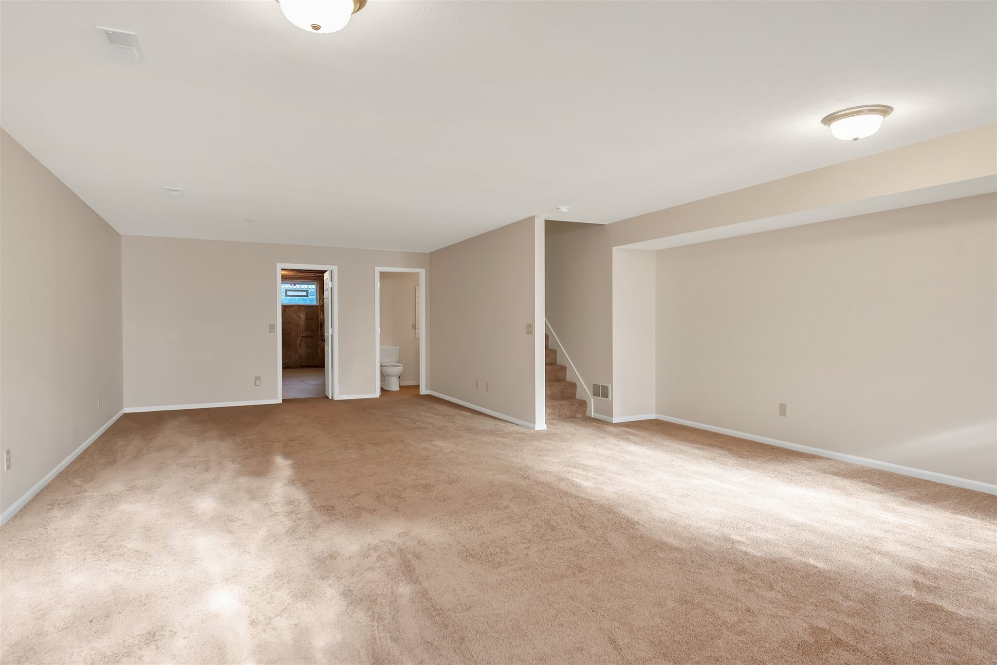 51147 Lilac Road South Bend, IN 46628 - Photo 31 of 36 Gallery Image 31