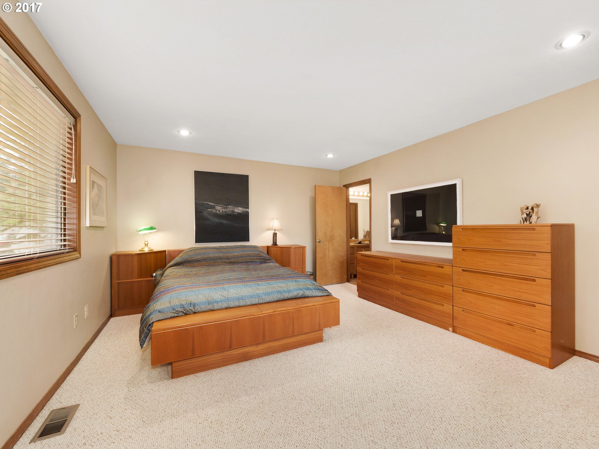 9590 Southwest Washington Street Portland, OR 97225 - Photo 19 of 30 Bedroom, Primary